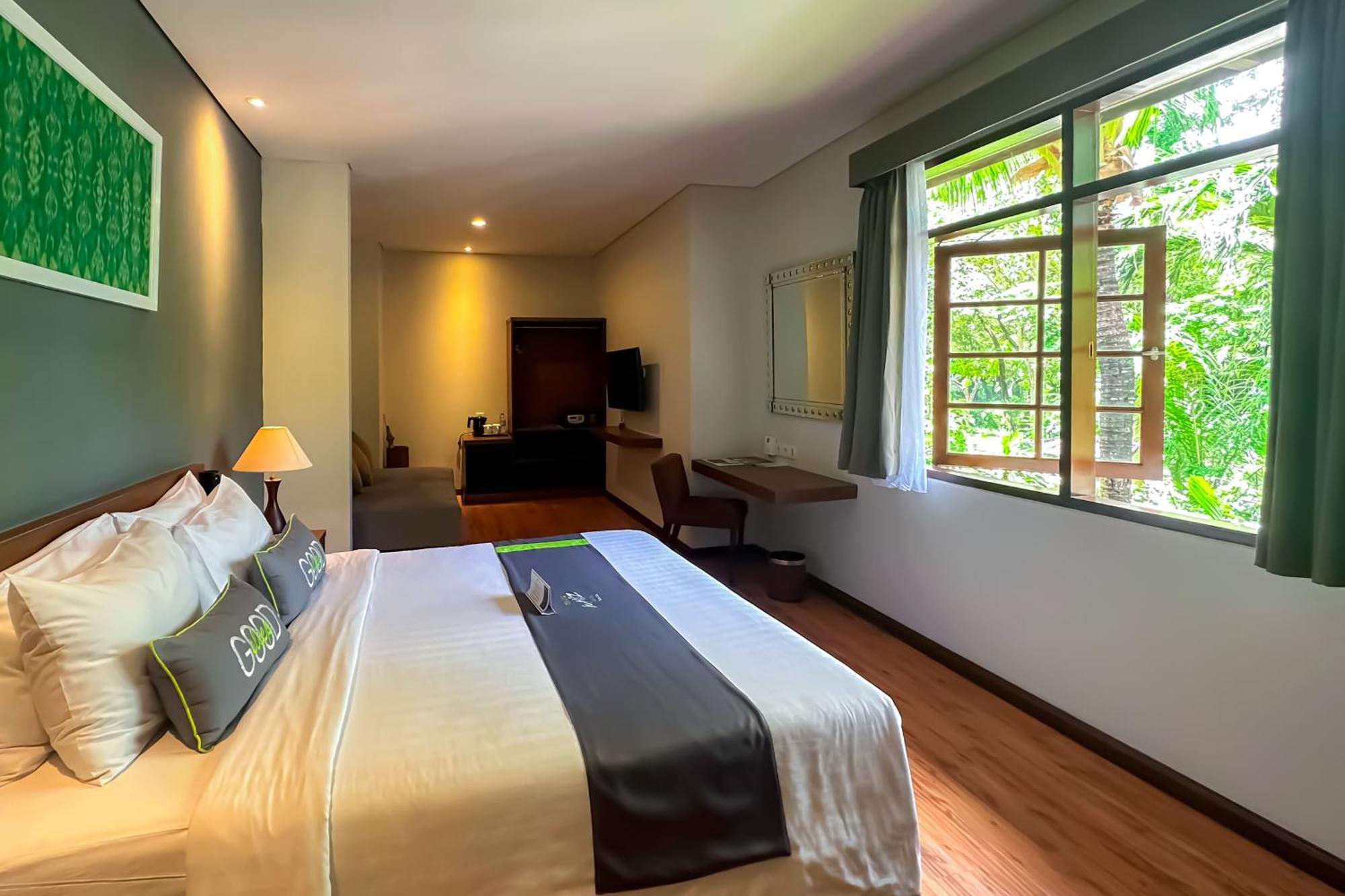 Hotel Grand Whiz Bali